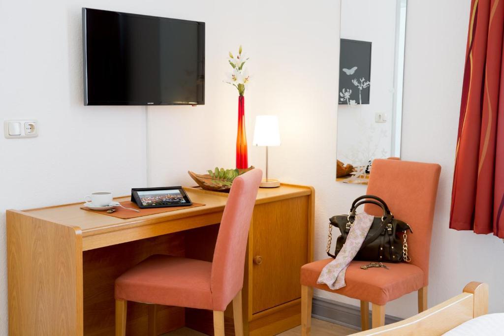 Pension Villa Goldbach Bad Wildungen Rom bilde
